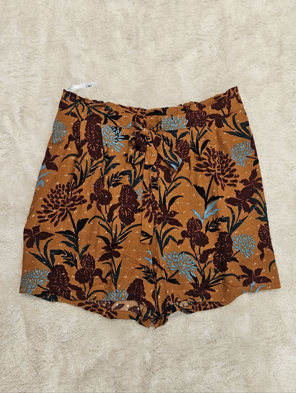 NWT DR2 Bermuda Shorts Size L Floral Brown Orange Summer Vacation Feminine 70s - Picture 3 of 10